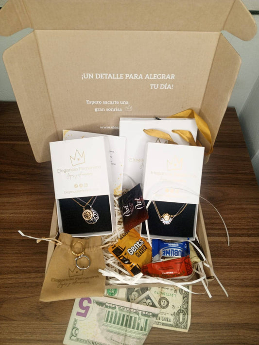 SET COMPLETO DE SOL Y LUNA( COLLAR-PULSERAS-ANILLOS)
